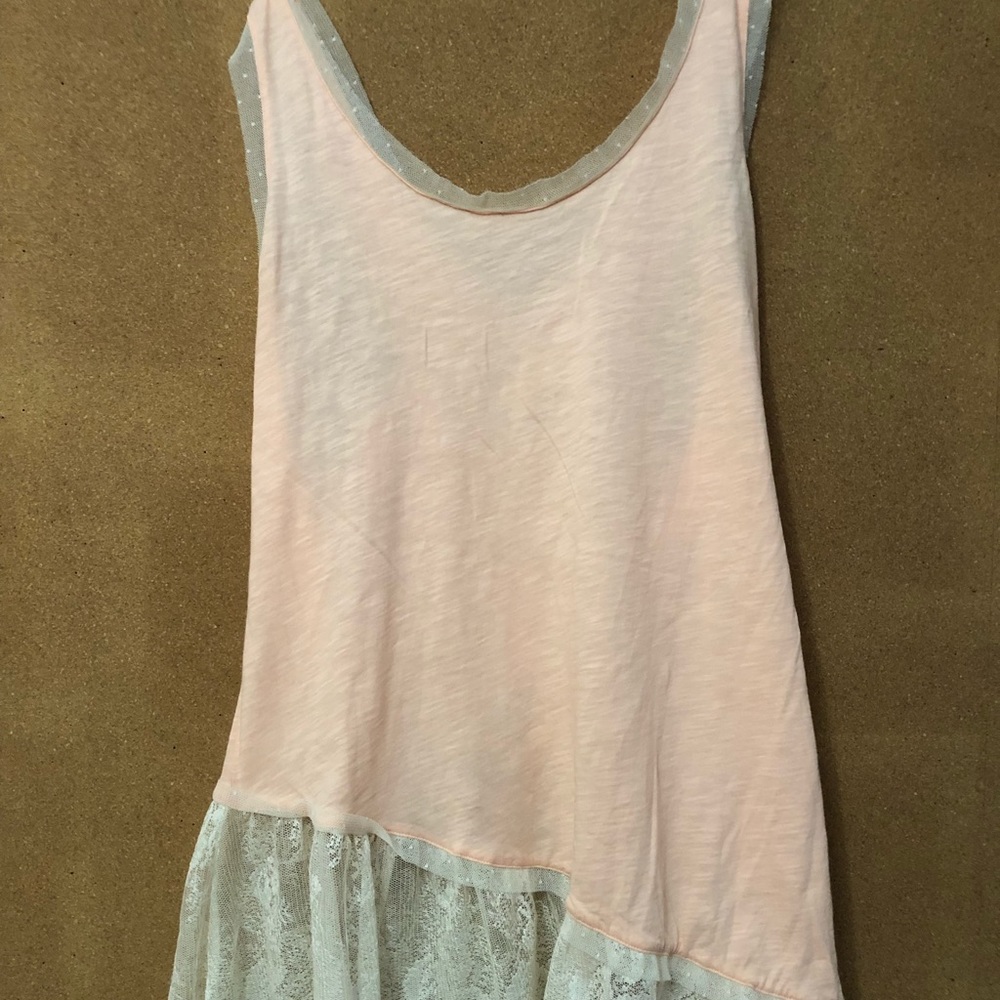 Peach + Lace tank!